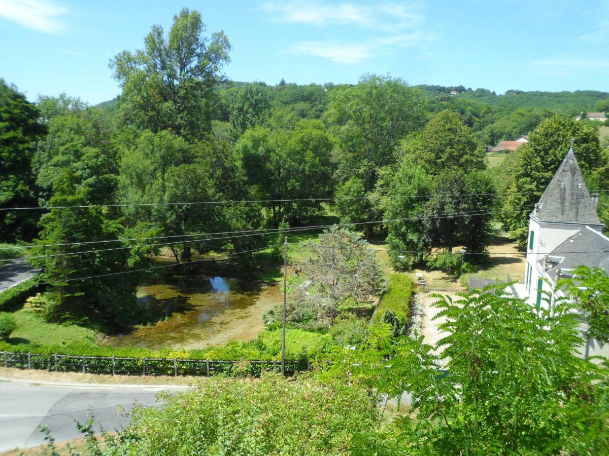 La Petite Tour Βίλα Carlux Εξωτερικό φωτογραφία